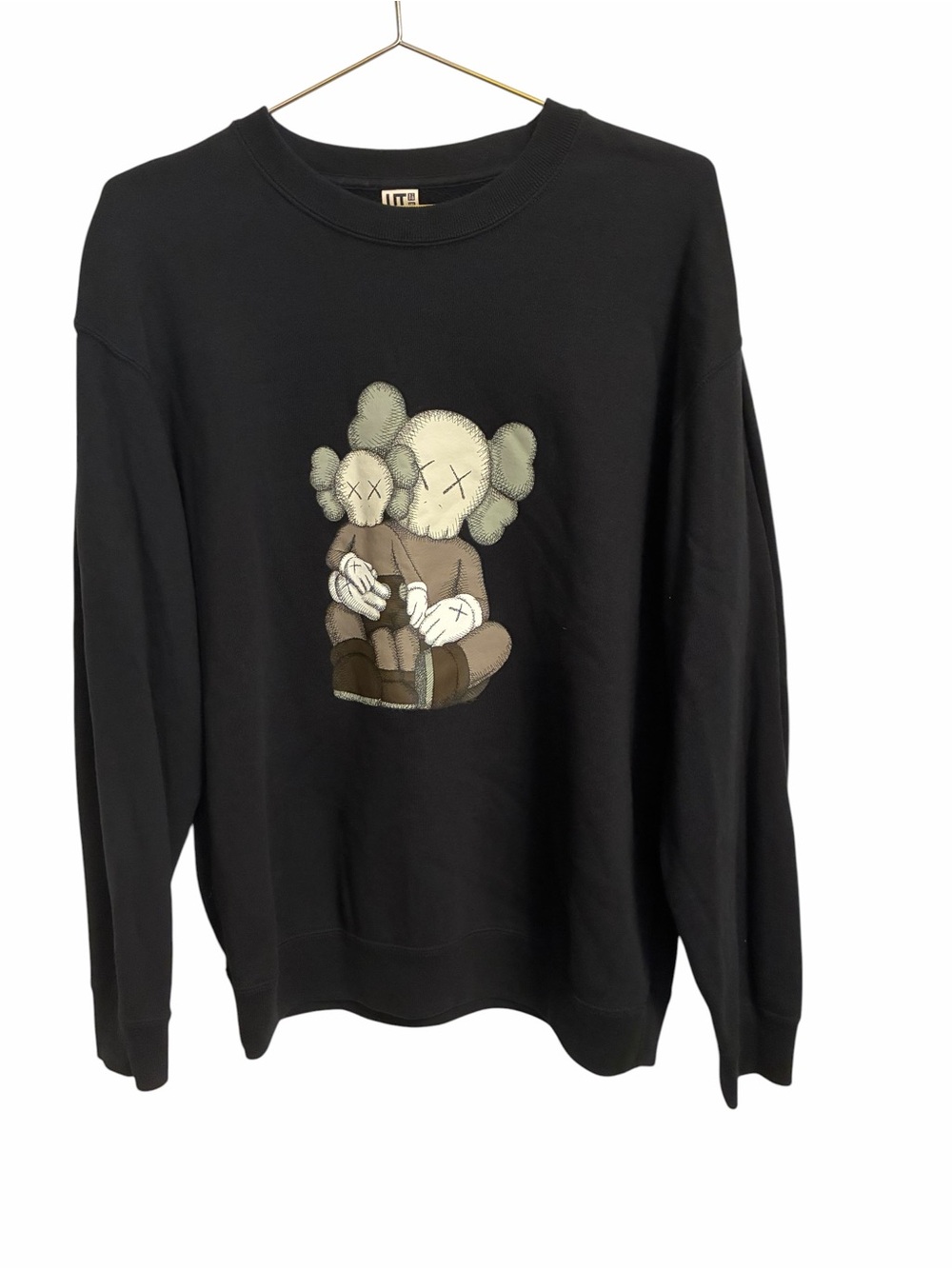 Uniqlo UT KAWS Graphic Sweatshirt Black Crewneck Mens Large - Picture 1 of 5